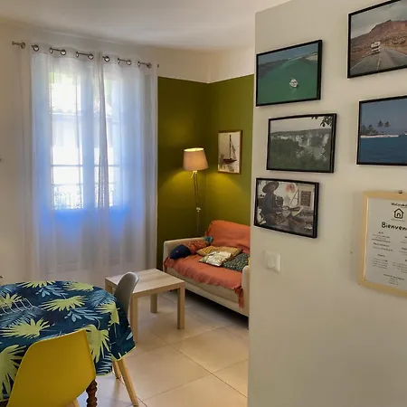 P3, 2 Bedrooms, Quiet, Center Apartamento Montpellier