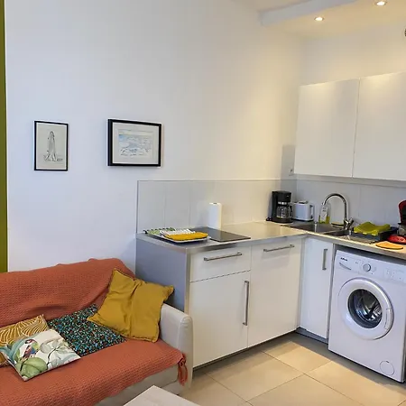 P3, 2 Bedrooms, Quiet, Center Apartamento